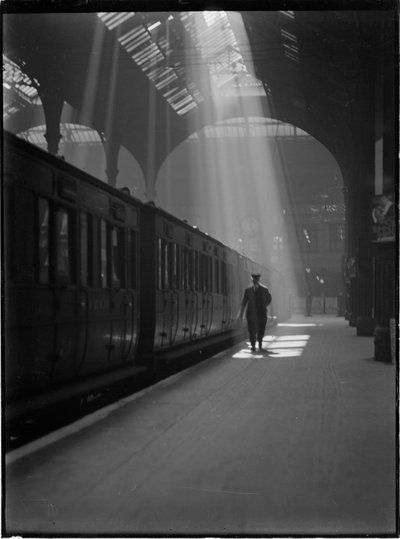 Liverpool Streetin asema, Liverpool Street, Lontoon kaupunki, Greater London Authority, 1932. tekijältä Charles William Prickett