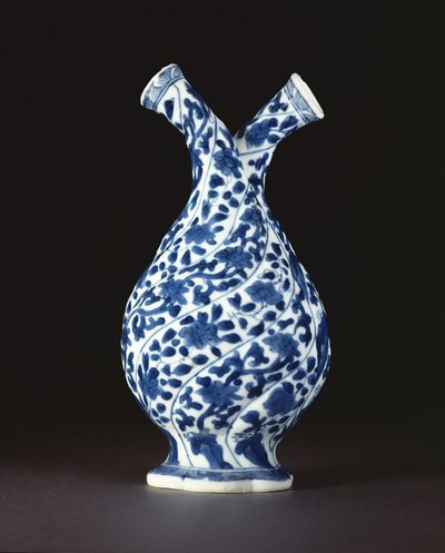 Sinivalkoinen kaksoispullo eurooppalaisessa lasimuodossa, Kangxi-kausi (1662-1722) (posliini) tekijältä Chinese School