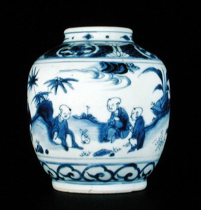 Sinivalkoinen purkki maalattu pojilla ja jänis, Wanli tai Chongzheng, 1600-30 (posliini) (ks. 206093, 206094, 206096) tekijältä Chinese School