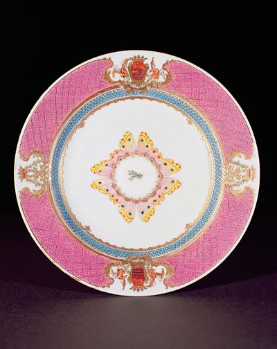 Ruokalautanen maalattu Famille Rose -emeleillä Grimaldi di Castron käsivarsilla, Yongzheng-kauden (1723-35) n. 1735 (posliini) tekijältä Chinese School