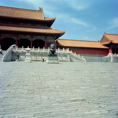Korkeimman harmonian portti (Taihe-miehet) Ming-dynastia, 1420 tekijältä Chinese School