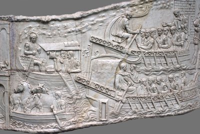 Roomalaiset keittiöt. Trajanuksen pylvään kohokuvioitu yksityiskohta, 1.-2. vuosisadalla tekijältä Classical Antiquities