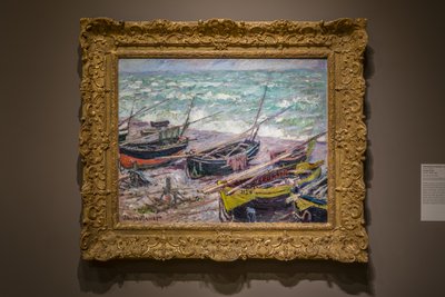 Kalastusveneet Étretatissa tekijältä Claude Monet