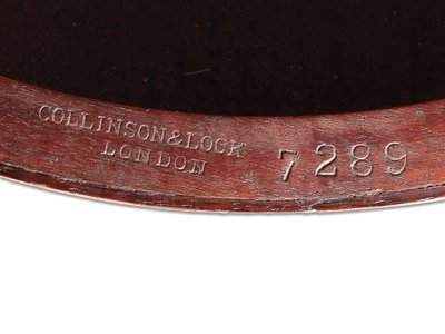 Viktoriaaninen upotekoristeinen satunnainen pöytä, yksityiskohta, n. 1880 (ruusupuu ja norsunluu) tekijältä Collinson and Lock