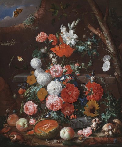 Kukkien ja hedelmien asetelma, joka on järjestetty kivisokkelille puutarhassa tekijältä Cornelis de Heem