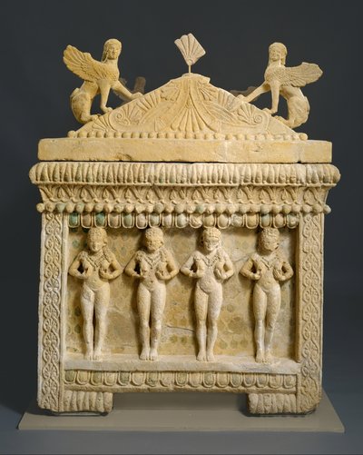 Kalkkikivisarkofagi: Amathus-sarkofagi, noin 460 eKr. (kova kalkkikivi) tekijältä Cypriot