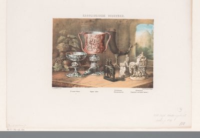 Karoling-kuppeja, juomatorvi ja hahmoja Carolingian Antiquities
