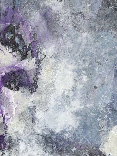 Kosminen violetti-harmaa tekstuuri tekijältä Deb Chaney