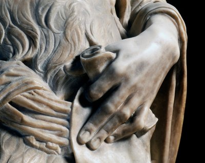 Nuori Pyhä Johannes Kastaja, yksityiskohta tekijältä Desiderio da Settignano