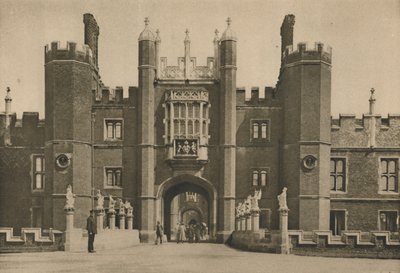 Wolseys West Facade of Hampton Court Palace ja Disinterred Bridge, vuodelta 1935. tekijältä Donald McLeish