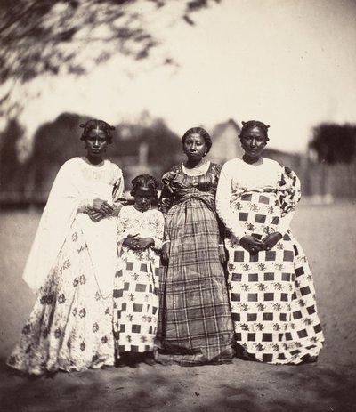 Betsimisarakan naiset, Madagaskar, 1863. tekijältä Désiré Charnay