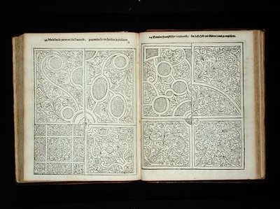 Ranskalaistyylisiä parterreja, Johann van der Groenin teoksesta "Hollantilainen puutarhuri", julkaistu 1699 (kaiverrus) (ks. myös 171922). tekijältä Dutch School