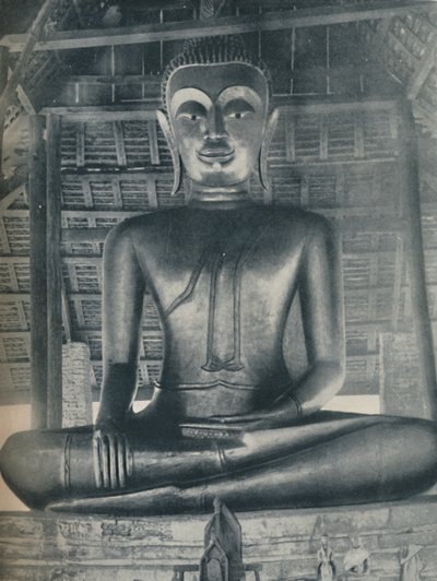 Keski-pyhäkön kirkkaus Wat Suthatissa, Bangkok, 1935 tekijältä ENA