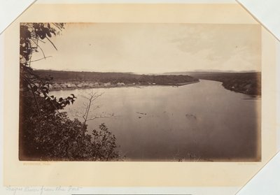 Chagres-joki linnoituksesta, Panama tekijältä Eadweard Muybridge