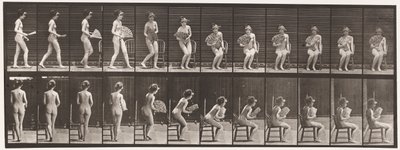 Levy 237. Istuminen tuolille ja tuuletin, 1872-1885 tekijältä Eadweard Muybridge
