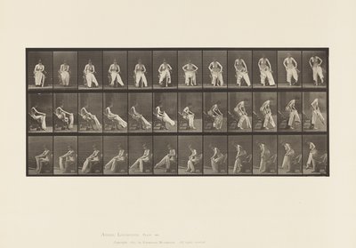 Lauta 420.WC; Tuolista nousu ja vaatteiden pukeminen, 1885 tekijältä Eadweard Muybridge