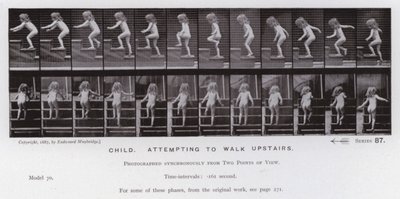 Ihmishahmo liikkeessä: Lapsi, joka yrittää kävellä yläkertaan (m/w kuva) tekijältä Eadweard Muybridge