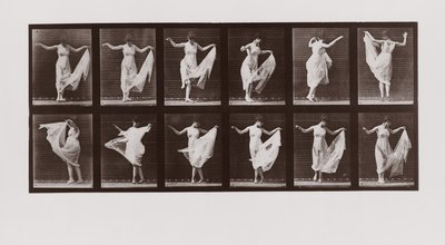 Nainen tanssimassa, levy 107 Animal Locomotionista, 1887 tekijältä Eadweard Muybridge