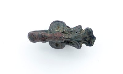 Vaatekoukku, 400-200 eaa tekijältä Eastern Zhou Dynasty Chinese School
