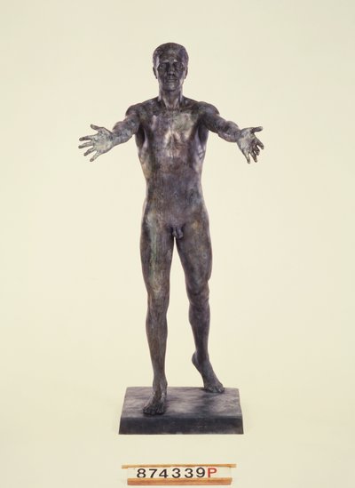 Eton Boy, "Here I Am", n. 1923 (pronssi) tekijältä Edgar Bertram Mackennal
