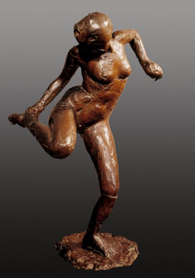 Tanssija pitelee jalkaansa, Edgar Degasin veistos tekijältä Edgar Degas