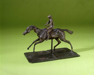 Jockey hevosen selässä (pronssi) tekijältä Edgar Degas