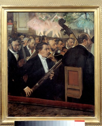 Oopperan orkesteri tekijältä Edgar Degas