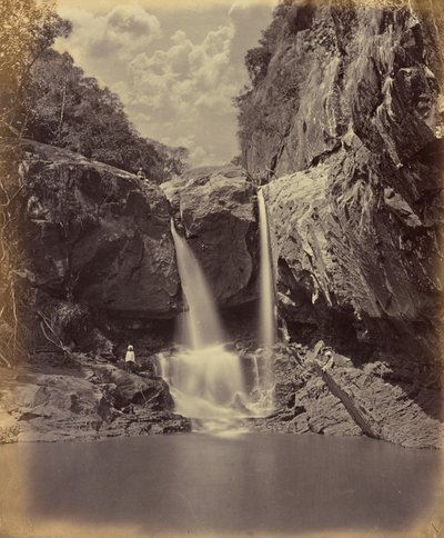 Matala putoaminen. Coonoor Ghant tekijältä Edmund David Lyon