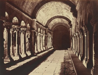 Arles. Saint-Trophimen luostarin ristikäytävä tekijältä Édouard Baldus