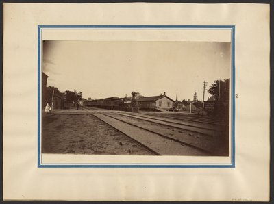 [Rautatieasema, Maple City] tekijältä Edward H. Hart