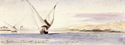 Näkymä Niilille lähellä Golosonaa (Egypti), jossa purjehtii perinteinen egyptiläinen vene. Värillinen akvarellipiirros tekijältä Edward Lear