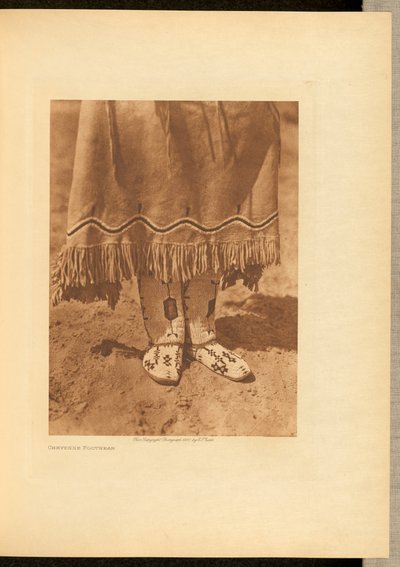 Cheyennien jalkineet tekijältä Edward S. Curtis
