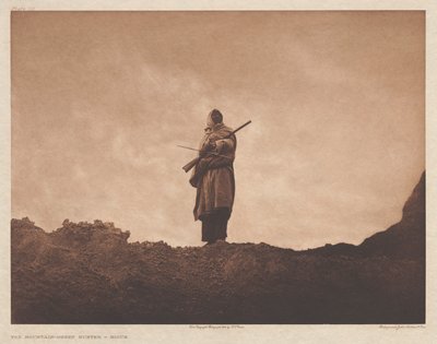 Salkku III, levy 110: Vuoristolampaan metsästäjä tekijältä Edward S. Curtis