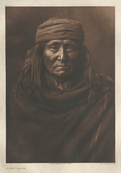 Salkku I, levy 16: Eskadi-Apache. tekijältä Edward S. Curtis