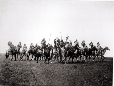 Brule War Party finlandez tekijältä Edward Sheriff Curtis