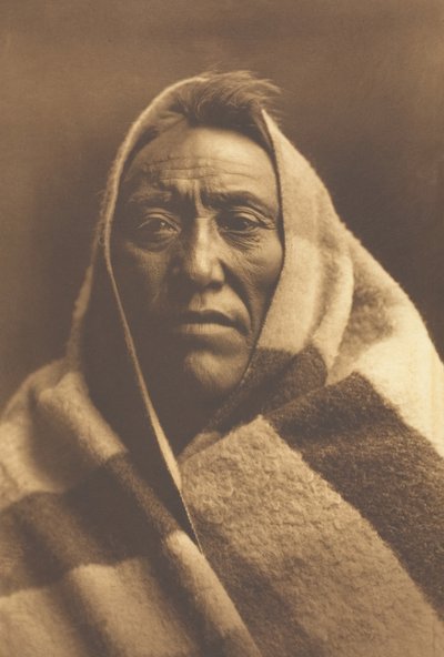 Keskivasikka - Piegan, 1900. tekijältä Edward Sheriff Curtis