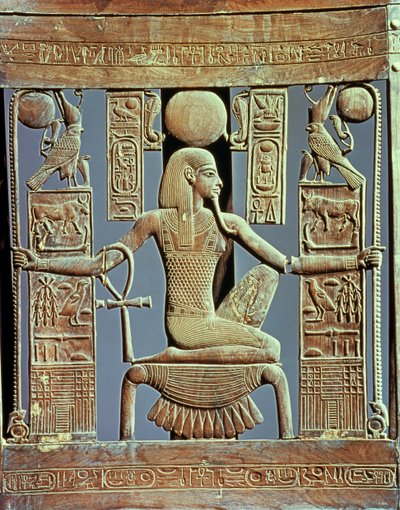 Tutankhamonin (n. 1370-52 eKr.) haudasta peräisin olevan tuolin selkänoja, joka kuvaa miljoonien vuosien henkeä, New Kingdom (setripuu) (katso myös 227983) tekijältä Egyptian 18th Dynasty