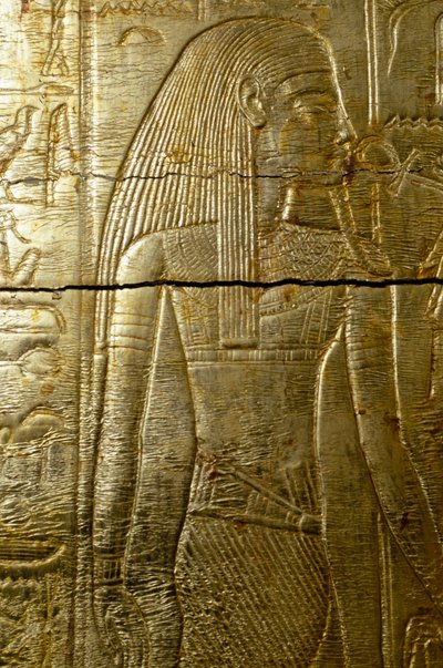 Yksityiskohta kaiverruksesta kullalla päällystetystä Tutankhamonin kappelista, Tutankhamonin haudasta, Egyptin sivilisaatio, Uusi kuningaskunta, dynastia XVIII tekijältä Egyptian 18th Dynasty