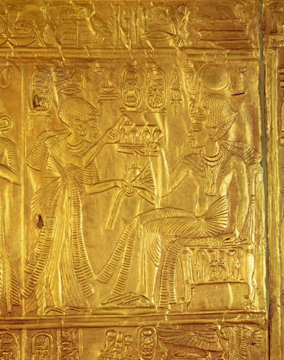 Yksityiskohta Kultaisesta pyhäköstä, Tutankhamonin haudasta (n. 1370-1352 eKr.) Uusi kuningaskunta (puu, joka on päällystetty kullalla päällystetyllä gessolla) tekijältä Egyptian 18th Dynasty