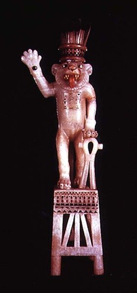 Pleomorfinen unguent-maljakko, Tutankhamonin haudasta, Uudesta kuningaskunnasta (alabasteri) tekijältä Egyptian 18th Dynasty