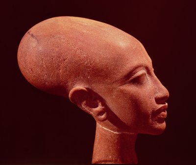 Kuningas Akhenatenin (1353-1337 eKr.) tyttären muotokuva n. 1375 eKr. (katso myös 97985) tekijältä Egyptian 18th Dynasty