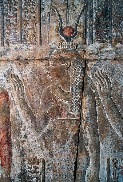 Reliefi, jossa Hatsepsut on kuvattu Hathorina, Hatsepsutin hautajaistemppeli, Deir el-Bahri, Luxor, Theeba (Unescon maailmanperintöluettelo). tekijältä Egyptian 18th Dynasty