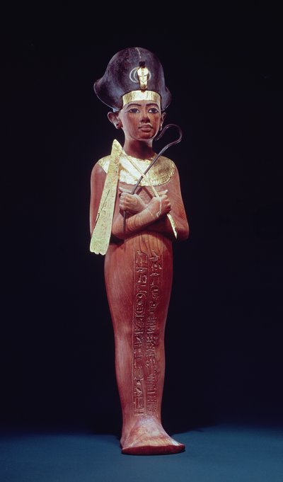 Shabti-hahmo Tutankhamonin haudasta (n. 1370-1352 eKr.) Uusi kuningaskunta (kullattu puu) tekijältä Egyptian 18th Dynasty