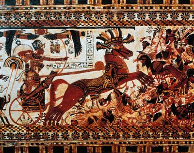Metsästyslaatikko. Yksityiskohta kohtauksesta, joka kuvaa kuningasta vaunuissaan kukistamassa Aasian vihollisia, Uusi kuningaskunta, dynastia XVIII tekijältä Egyptian 18th Dynasty