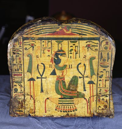 Yksityiskohta Nesyamunin muumion ulomman arkun pohjan jalkapäästä, mahdollisesti löydetty Deir El-Bahrista, Uudesta kuningaskunnasta, noin 1100 eKr. (maalattu puu) tekijältä Egyptian 20th Dynasty