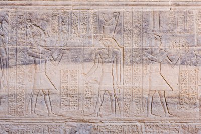 Reliefit Philaen temppelissä, Aswanissa, Egyptissä tekijältä Egyptian 30th Dynasty