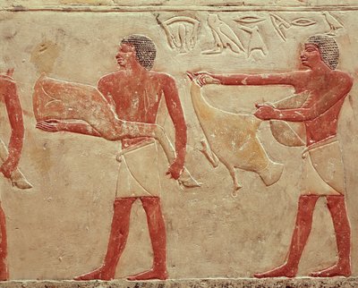 Reliefi, joka kuvaa palvelijoita kantamassa naudanlihaa ja ankkaa Prinsessa Idutin haudalta, Vanhasta kuningaskunnasta, noin 2330 eKr. (maalattu kalkkikivi) tekijältä Egyptian 6th Dynasty