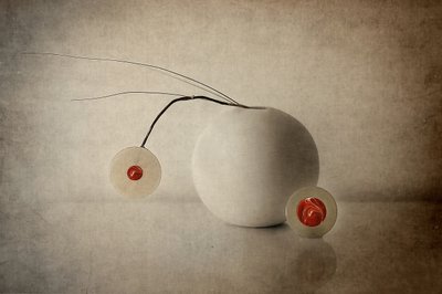 Red Orb -yhteys tekijältä Elena Arjona