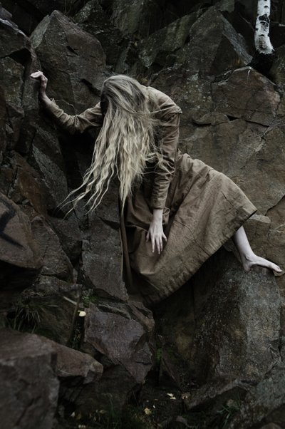 For Moria, 2016 (silkkipaino) tekijältä Elinleticia Högabo