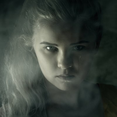 Kreivitär, 2015 (silkkipaino) tekijältä Elinleticia Högabo
